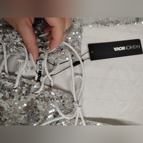 Dress - Picture 2 of 2